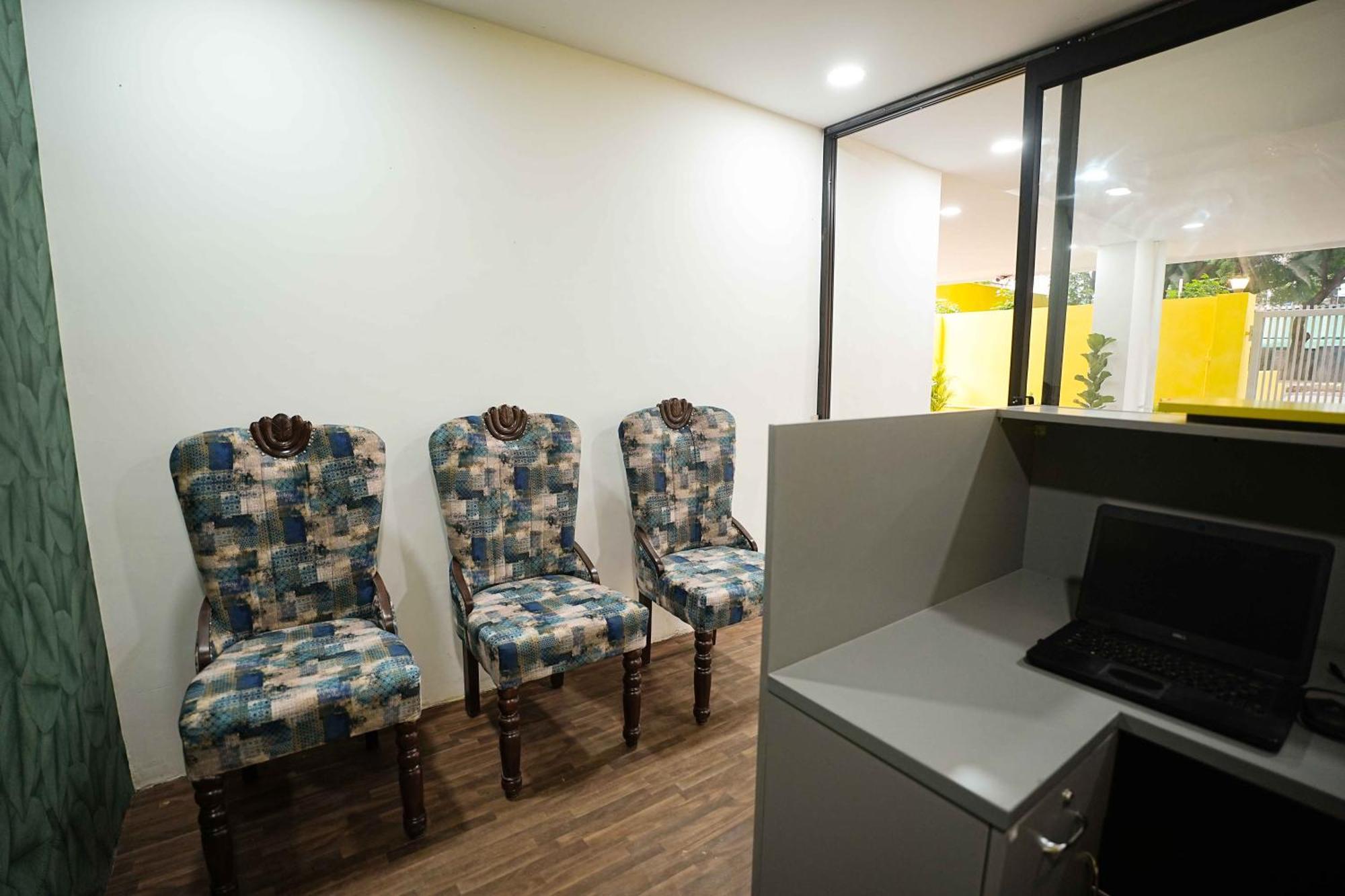 Yellow Bells Studios And Suites Gachibowli Экстерьер фото
